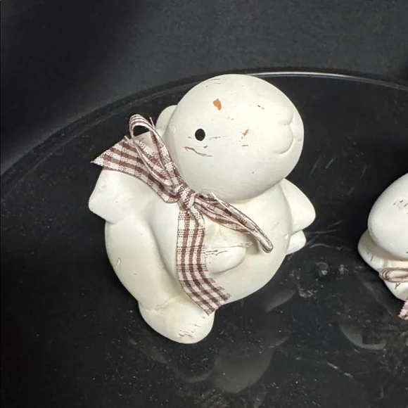 Pier 1 Set Of Two White Ceramic Rabbits - Picture 2 of 9